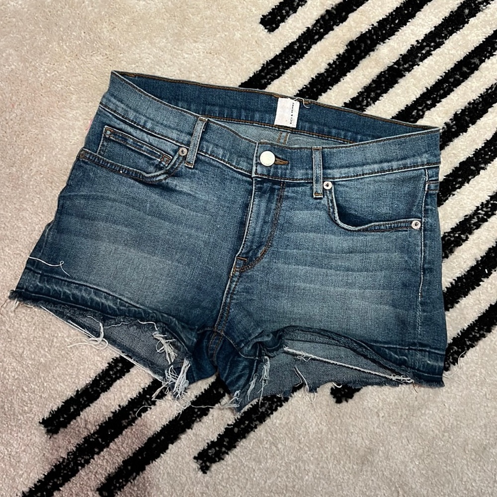 Rich & skinny cutoff shorts